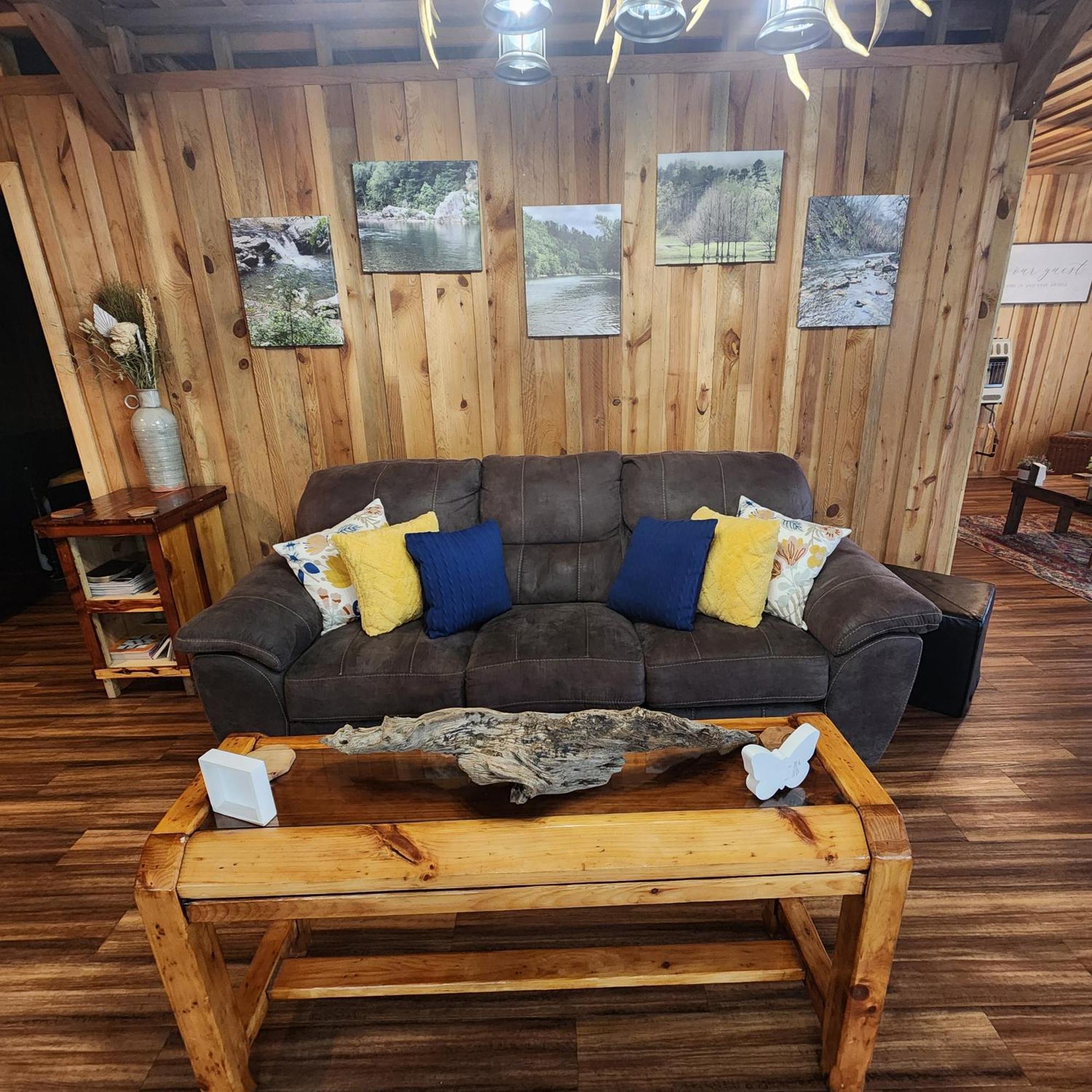 Unique Country Cabin Meets Farmhouse Modern!!! Mena Exteriér fotografie